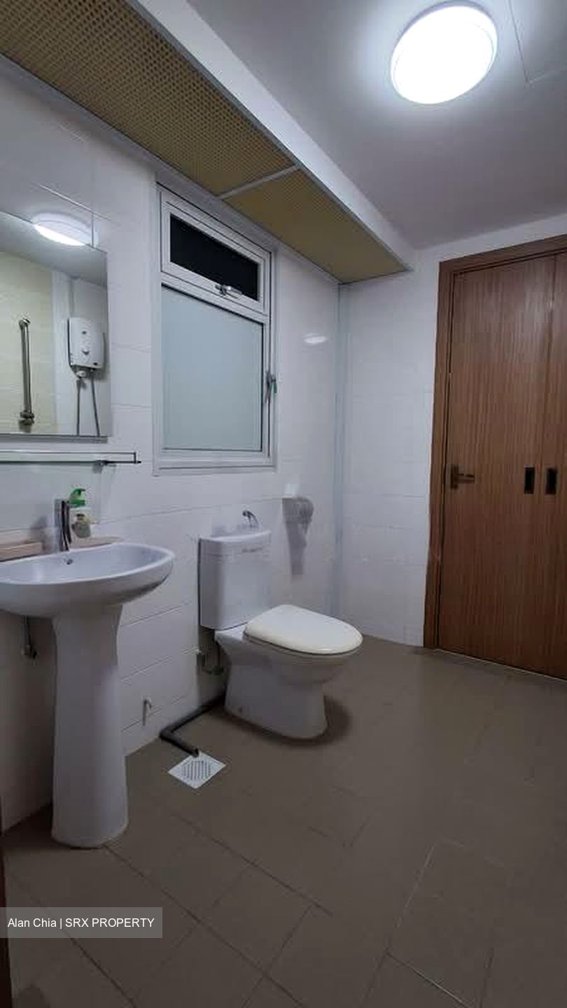 Blk 450D West Terra @ Bukit Batok (Bukit Batok), HDB 2 Rooms #584913711